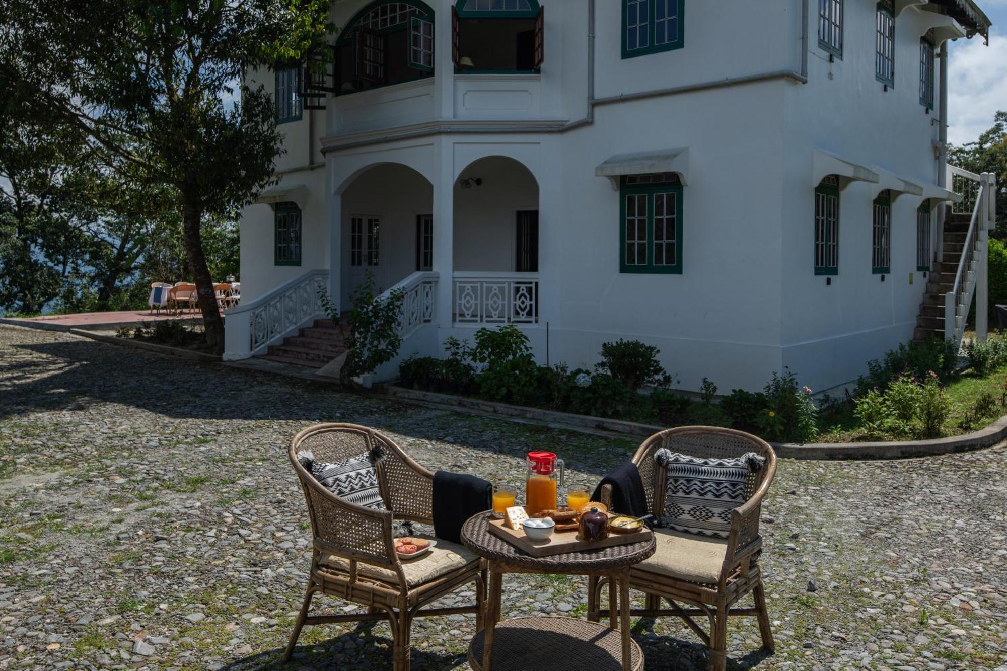 Niharika, The Old Place Kalimpong Exterior photo