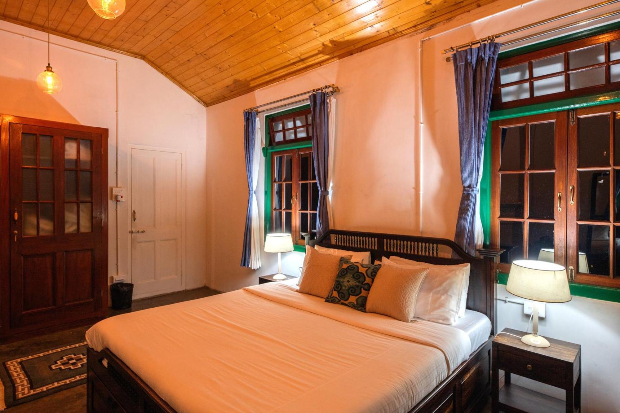 Niharika, The Old Place Kalimpong Exterior photo